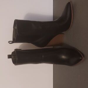 Black faux leather booties pointed toe wedge wooden stacked heel size 7